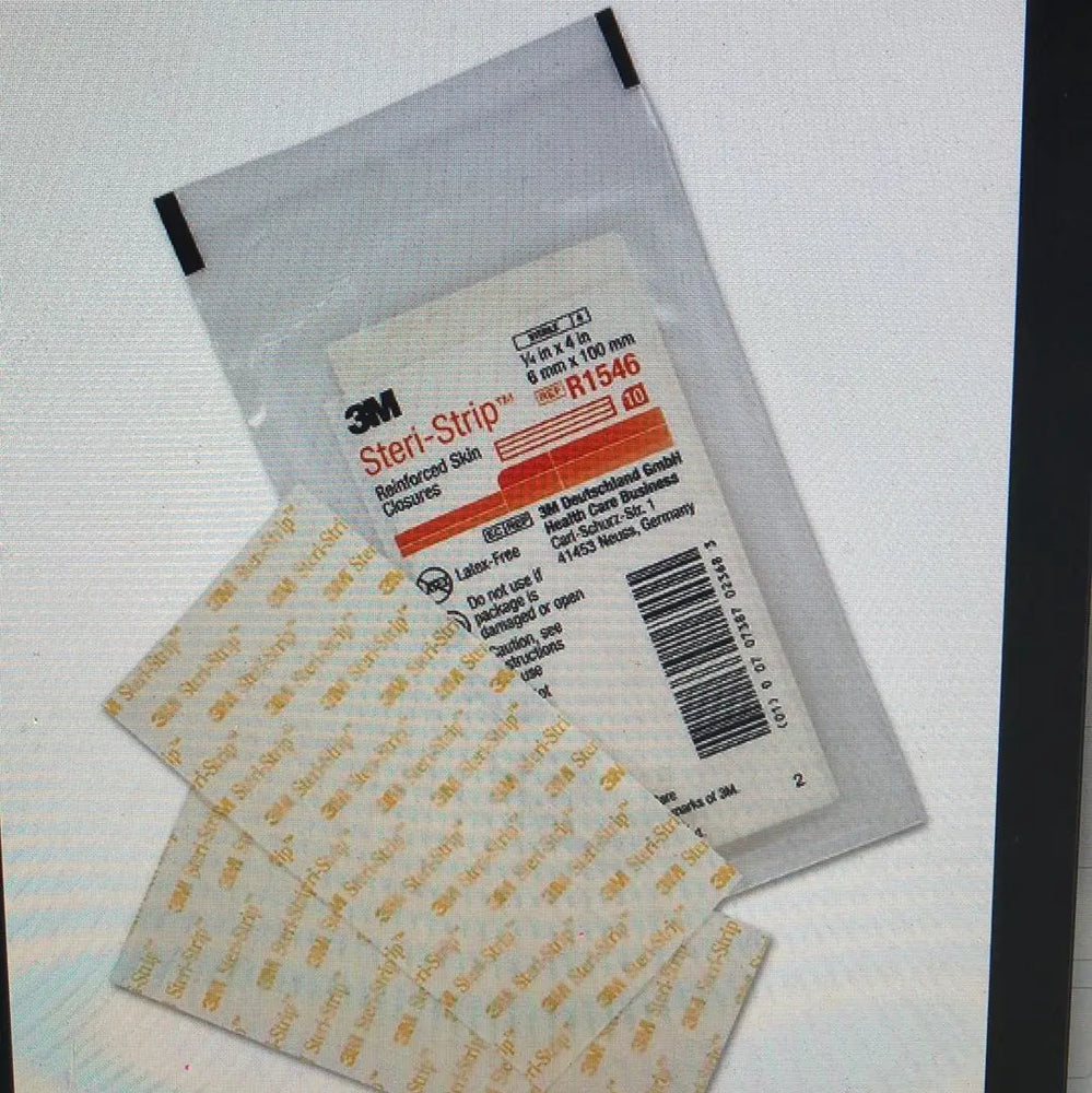 
                  
                    3M Steri Strip Reinforced Skin Closures 6mmx100mm REF R1546, 1/4 in x 4 in (6mm x 100mm), Latex-Free, Single Use | KeeboMed Medical Disposables
                  
                