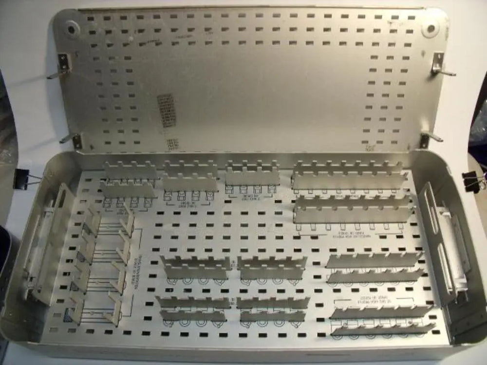 Empty Smith and Nephew 7101-3623 Hizaro System Case