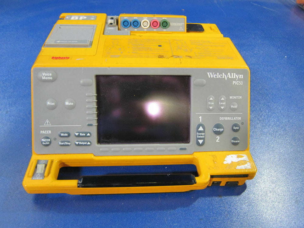 Welch Allyn 971084E PIC Portable Intensive Care(ECG SpO2 CO2 IBP T)Monitor~17077