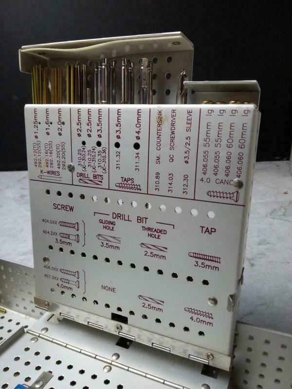 
                  
                    Synthes Small Fragment Set (LC-DCP: Titanium) Orthopedic (KMCE-09)
                  
                