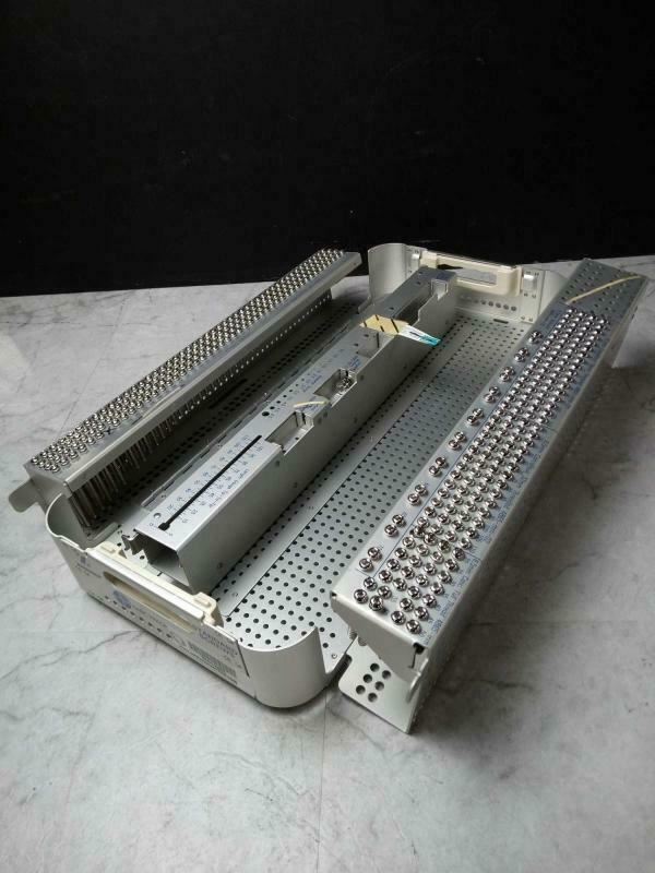 
                  
                    ZIMMER BASIC FRAGMENT SCREW SET ORTHOPEDIC USED
                  
                