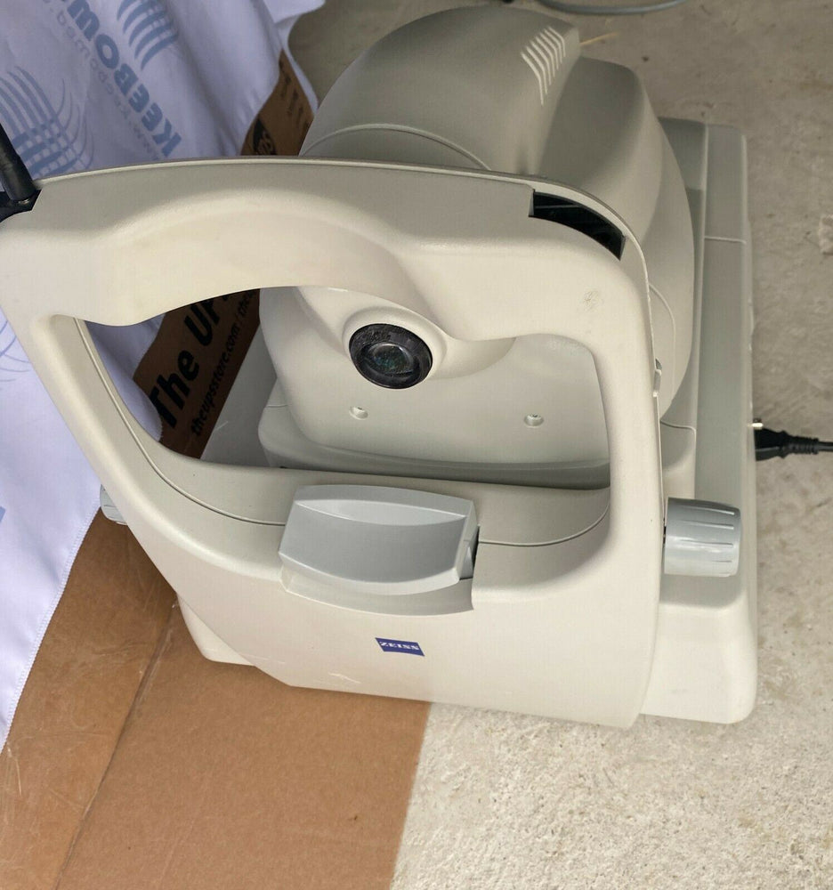 
                  
                    Zeiss Stratus Oct 3000 used in Good condition
                  
                