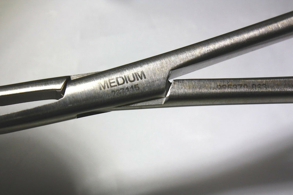 
                  
                    Horizon Medium 237115 Clip Applier Forceps 11” (160GS)
                  
                