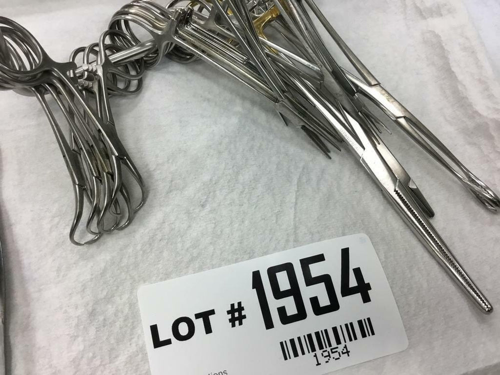 
                  
                    Catheter Removal Tray (56GS)
                  
                