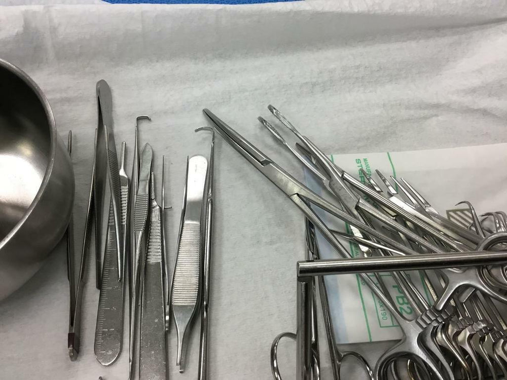 
                  
                    Catheter Removal Tray (56GS)
                  
                