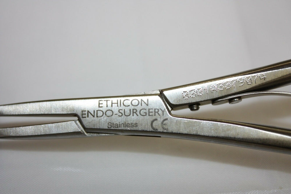 
                  
                    Ethicon LX105 Endo-Surgery Small Clip Appliers 5 3/4” (124GS)
                  
                