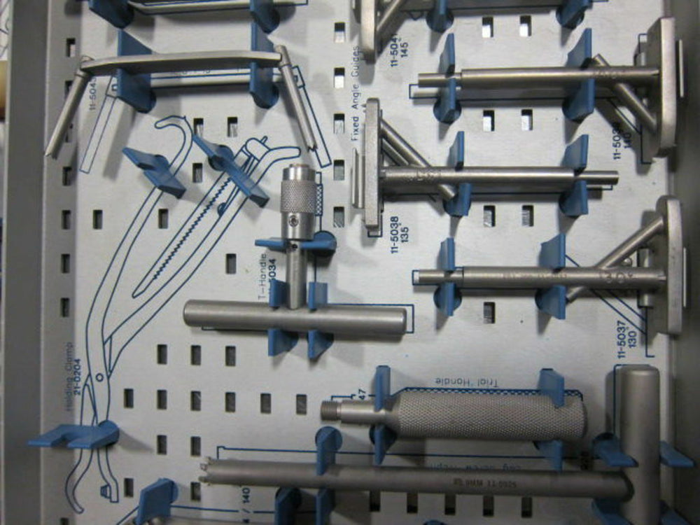 
                  
                    Richards 11-5070 Hip Screw Instruments In Case (57DM)
                  
                