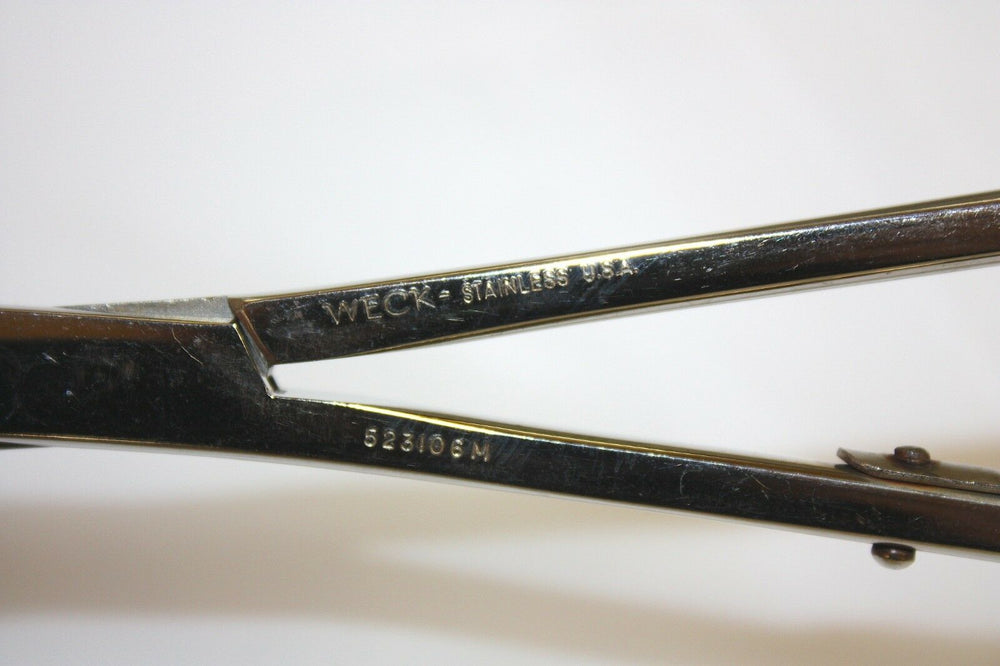 
                  
                    Weck 523106M Hem-o-lok Ligaclip Applying Forceps 10 1/2” (381GS)
                  
                
