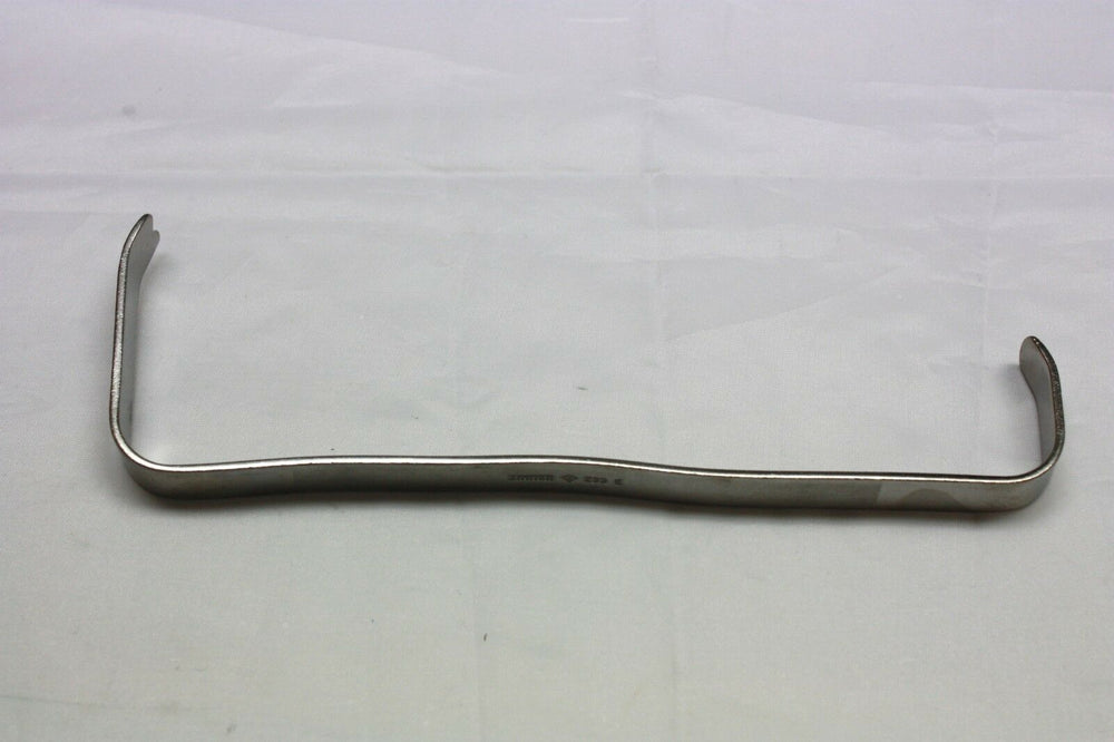 Zimmer Surgical Orthopedic  Retractor 233 E (404GS)