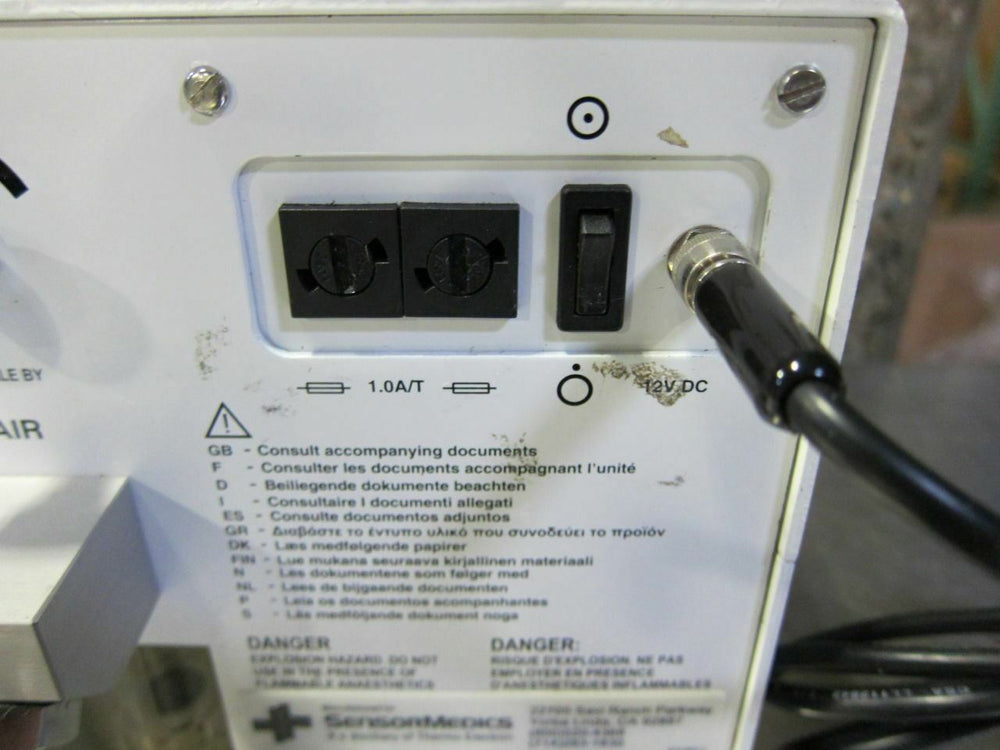 
                  
                    SensorMedics Infant Flow System; With AC Adapter Model M672P
                  
                
