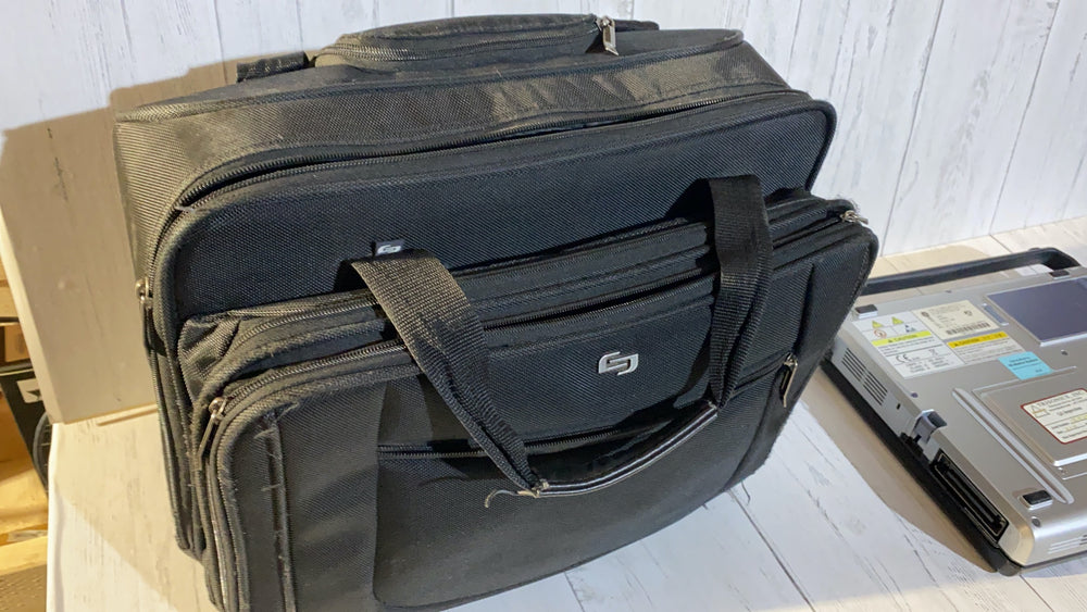 
                  
                    GE VIVID E Portable laptop Ultrasound with phased array probe and CW 2009
                  
                