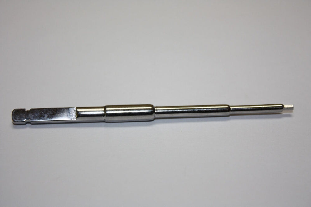 
                  
                    Orthopedic Instrument Quick Connect Screwdriver Shaft 2.0mm With Holding Sleeve
                  
                