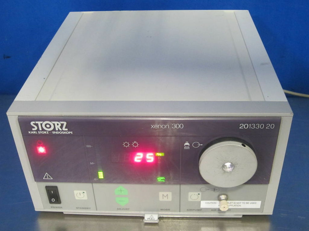 
                  
                    KARL STORZ Xenon 300 Light Source
                  
                