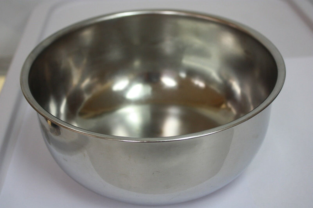 
                  
                    Unmarked Stainless Steel Surgical Bowl with Flat Edge (340GS)
                  
                