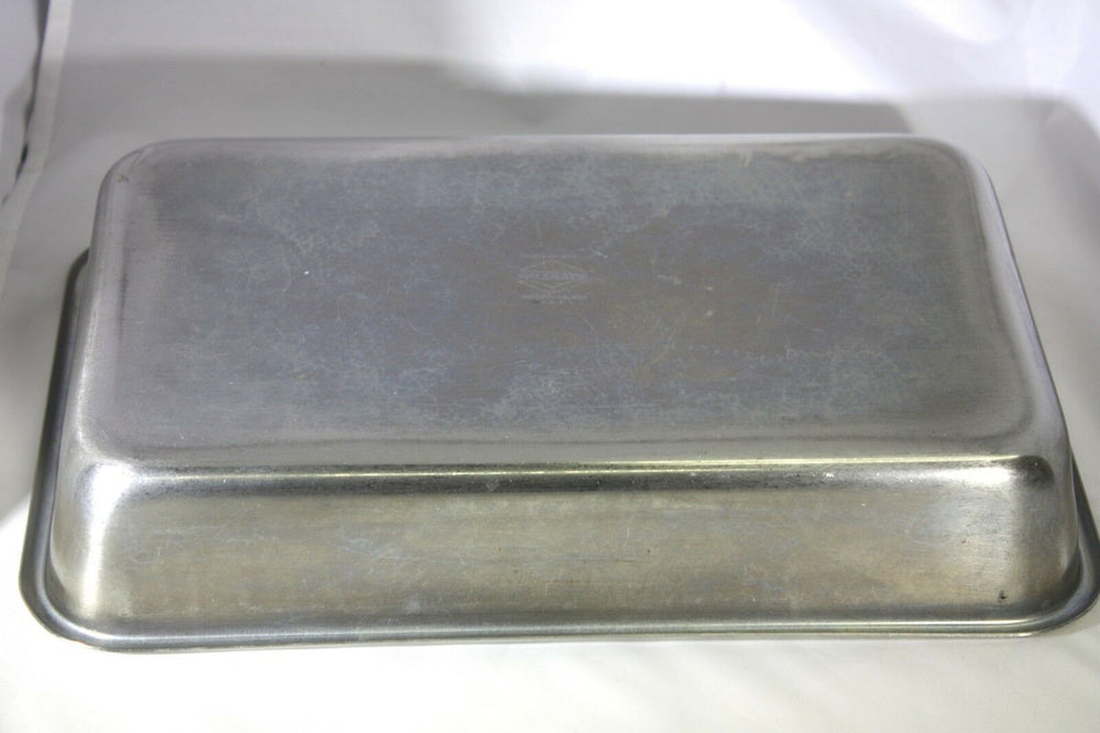 
                  
                    Vollrath Stainless Steel Rectangular Basin (378GS)
                  
                