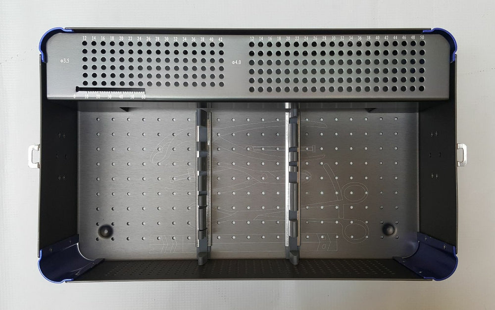
                  
                    Orthopedic Instrument Empty Case, trays & rack for 3.5-4.0 mm screws - KeeboMed
                  
                