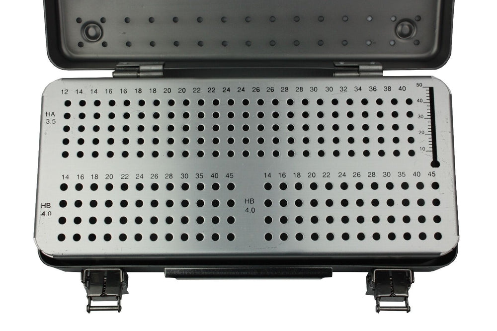 
                  
                    Veterinary Orthopedic Screw Empty Case With Latching Lid For 3.5mm 4.0mm Screws
                  
                