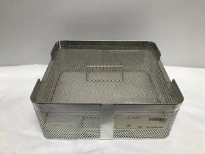 
                  
                    Unbranded Metal Tray (H:3 1/4in X L:9 1/4in X W:10 3/4in) | KMCE-97
                  
                