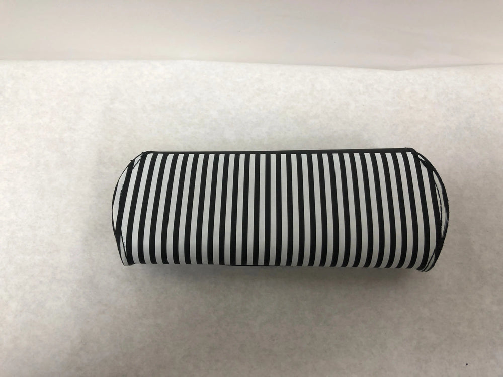 
                  
                    Elle Black and White Stripes Optical Eyeglasses Soft Case | KMOPT-69
                  
                