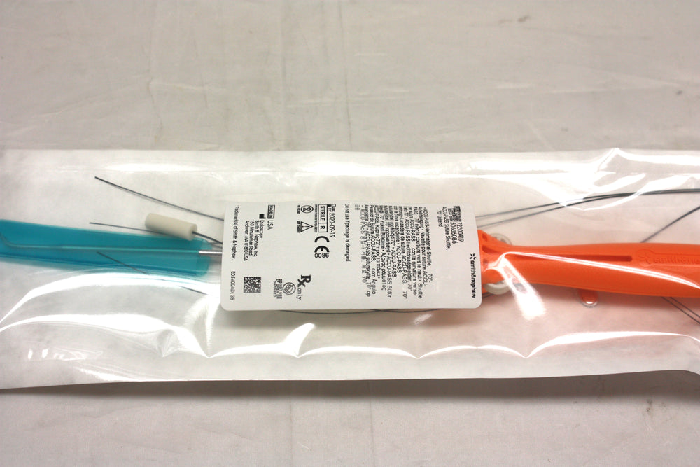 
                  
                    Smith & Nephew Accu-Pass Suture Shuttle, 70˚ Upbend
                  
                