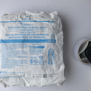 
                  
                    Cardinal Health Non-Reinforced Surgical Gown 3XL-Long REF. 95995 AAMI Level 3 Protection, Sterile, Single Use | KeeboMed Surgical Supplies
                  
                