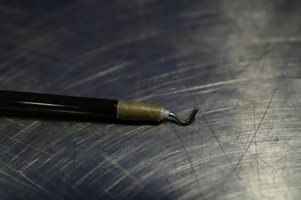 
                  
                    da vinci SI Instruments  Used in good working and cosmetic condition.  Permanent Cautery Hook Size: 5mm  Ref: 428090 | KeeboMed
                  
                