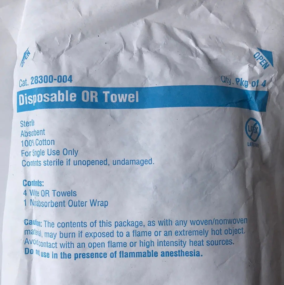 
                  
                    Cardinal Health 28300-004 Disposable OR Towel | KeeboMed Medical Supplies
                  
                