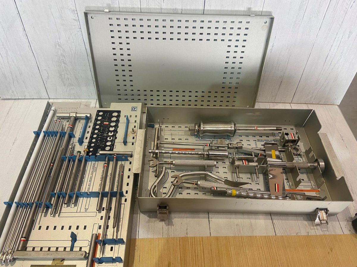 Russel Instrument Russel-Taylor Femoral Instruments Cage with Tools|KeeboMed