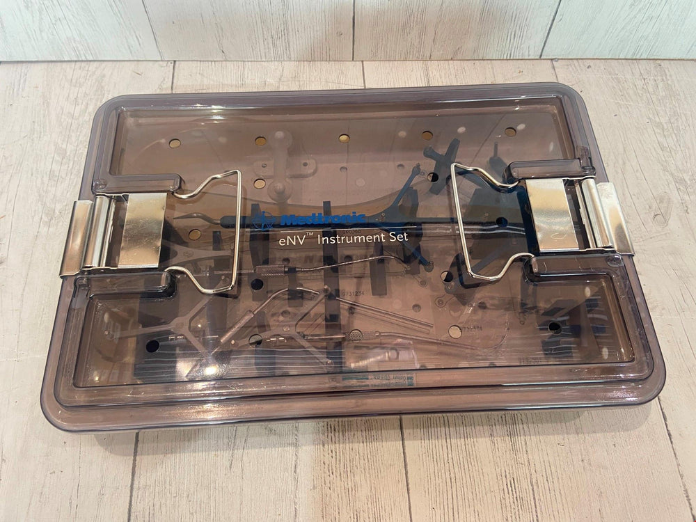 
                  
                    Medtronic eNV Instrument Set 15"x10"x3"
                  
                