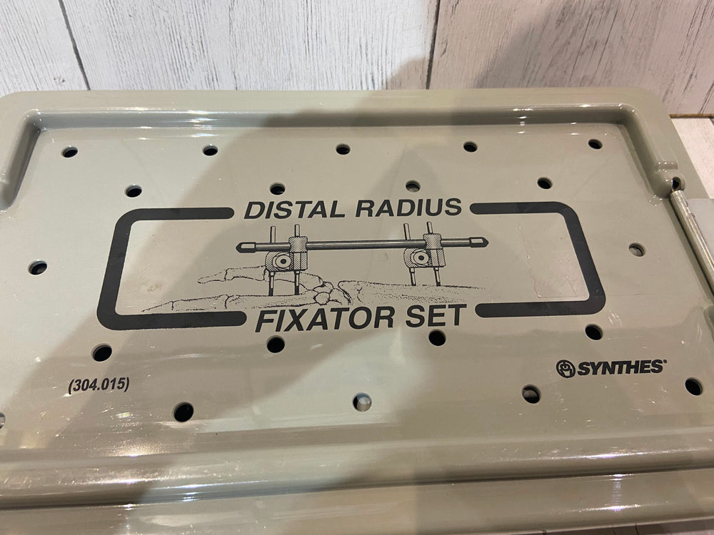 
                  
                    Synthes Distal Radius Fixator Set 13"x8"x2.25"
                  
                