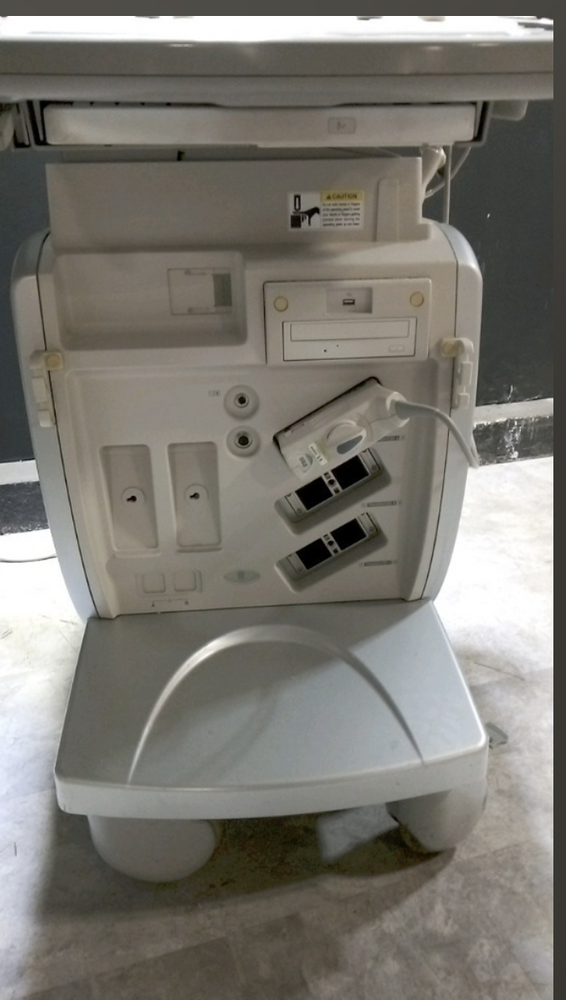 
                  
                    TOSHIBA APLIO MX ULTRASOUND MACHINE WITH 1 PROBE (5S2)
                  
                