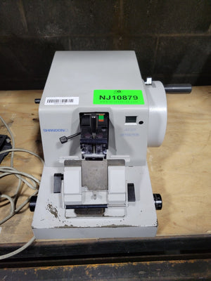 
                  
                    Shandon AS325 Microtome
                  
                