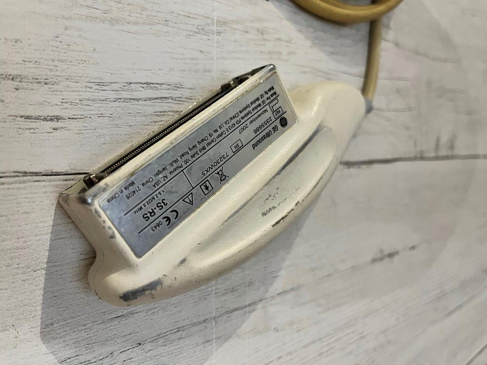 
                  
                    GE Ultrasound 3S-RS Probe, 2007
                  
                