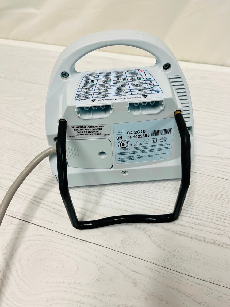 
                  
                    KENDALL SCD EXPRESS With Vascular Refill Detection.
                  
                